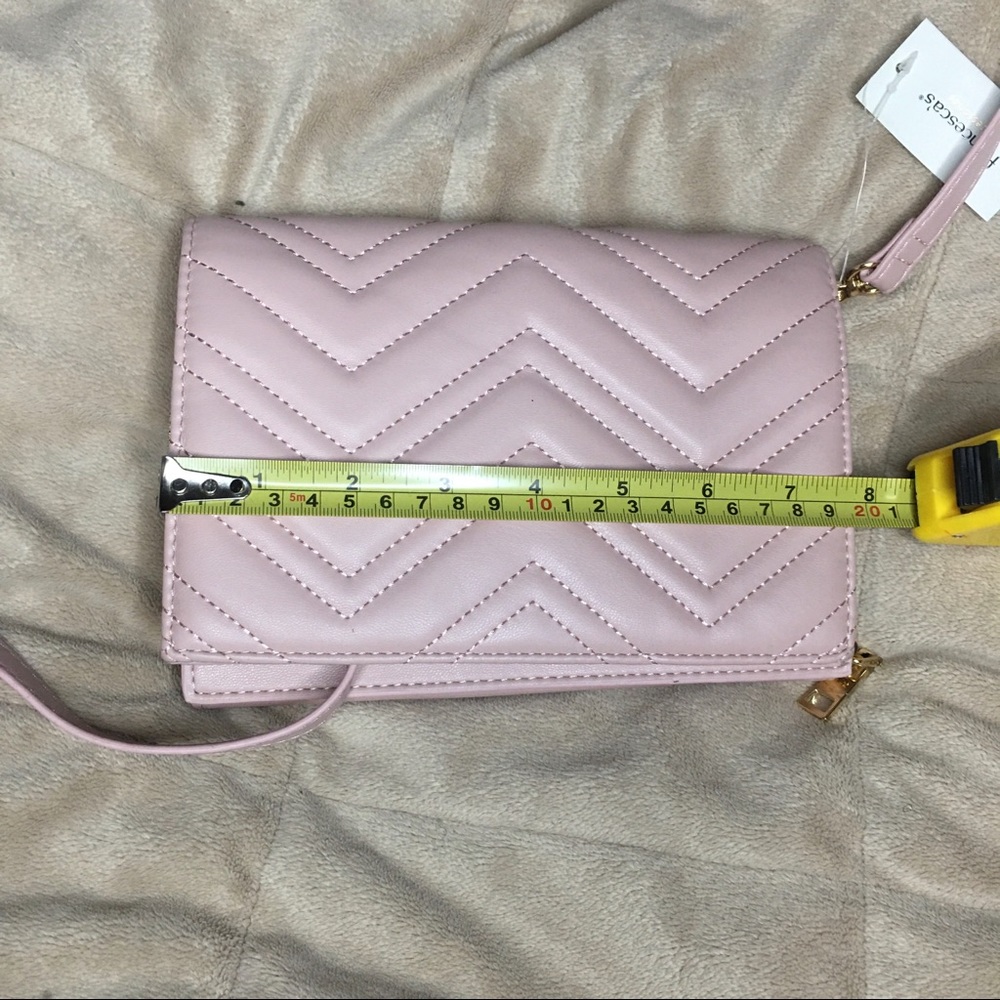 Francesca’s Light Pink Cross Body Purse - Picture 8 of 9
